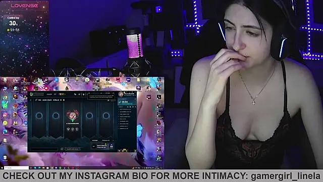 Snapshot of Gamergirl-Linela chatting on 11, 7, 2026 Gamergirl-Linela online show from 11, 7, 2026