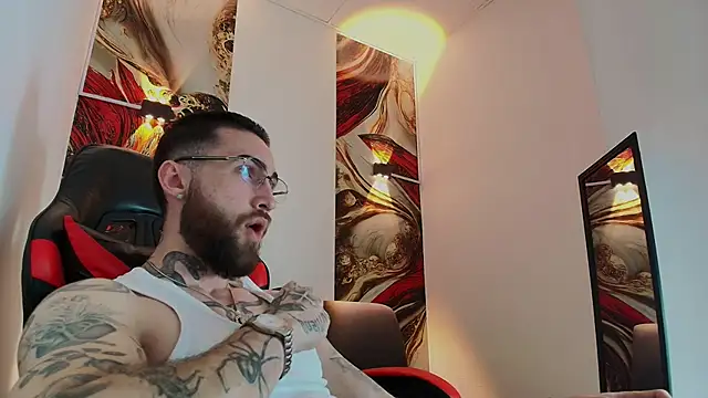 Luke davis01 online show from 27, 11, 2025