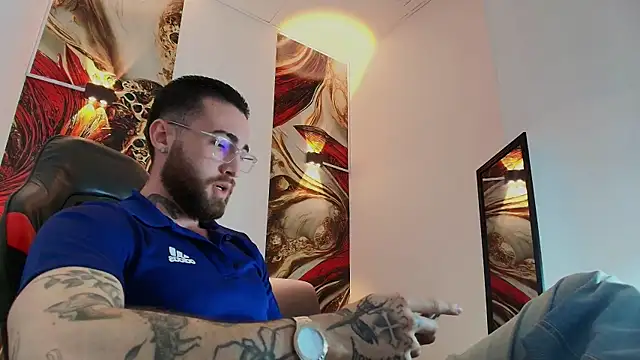 Luke davis01 online show from 18, 11, 2025