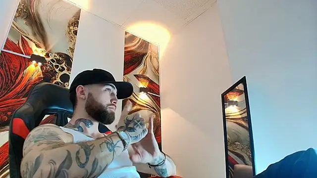 Luke davis01 online show from 17, 6, 2026