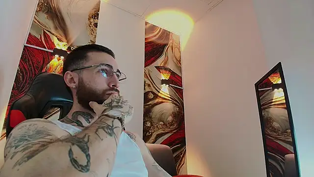 Luke davis01 online show from 28, 11, 2025