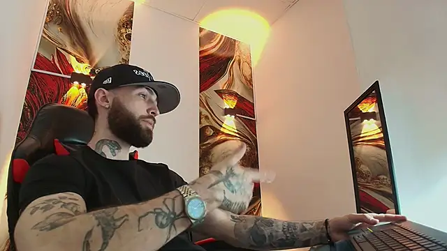 Luke davis01 online show from 16, 10, 2025