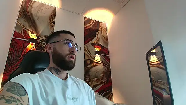 Luke davis01 online show from 3, 10, 2025