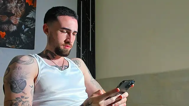 Luke davis01 online show from 1, 3, 2025