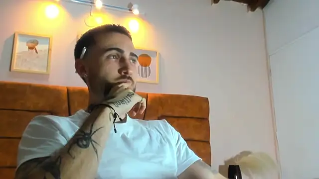 Luke davis01 online show from 10, 3, 2025