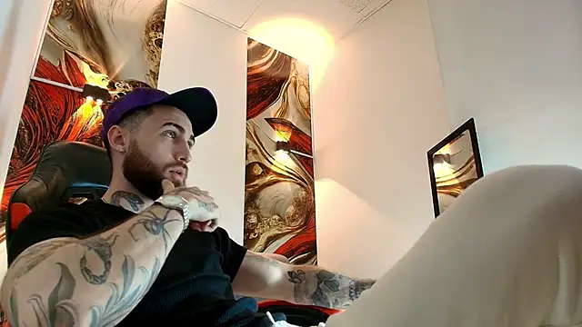 Luke davis01 online show from 23, 4, 2026