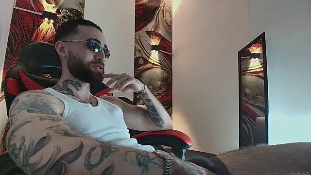 Luke davis01 online show from 15, 12, 2025