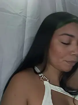 Snapshot of Sophia_Brunett chatting on 2, 2, 2026 Sophia Brunett online show from 2, 2, 2026