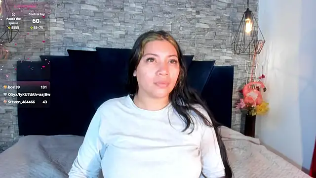 Snapshot of Sophia_Brunett chatting on 24, 2, 2026 Sophia Brunett online show from 24, 2, 2026