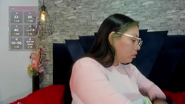 Snapshot of Sophia_Brunett chatting on 14, 2, 2026 Sophia Brunett online show from 14, 2, 2026