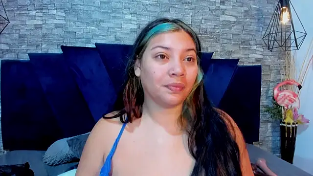 Sophia Brunett online show from 16, 3, 2026