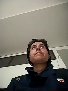 Saori Sann  online show from 20, 12, 2025