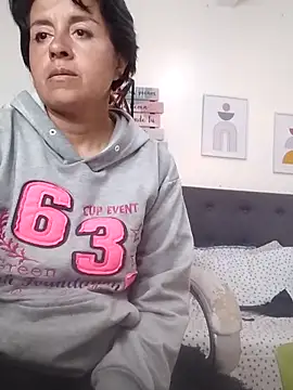 Saori Sann  online show from 21, 10, 2025