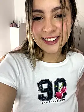 Cloee Rainbow1 online show from 23, 11, 2025