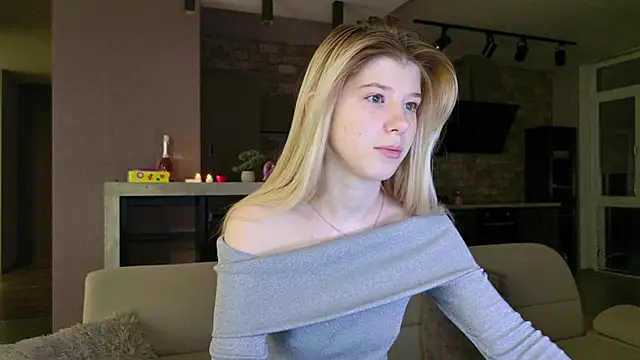 Bella amory online show from 2, 3, 2025