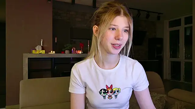 Bella amory online show from 6, 3, 2025