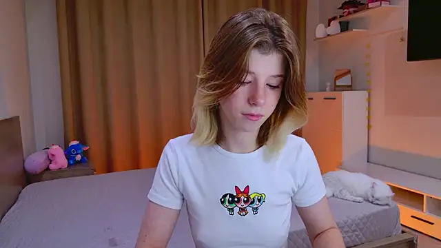 Bella amory online show from 27, 10, 2025