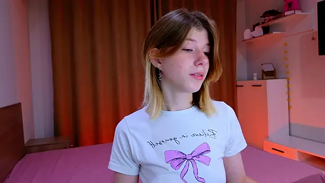 Bella amory online show from 1, 11, 2025