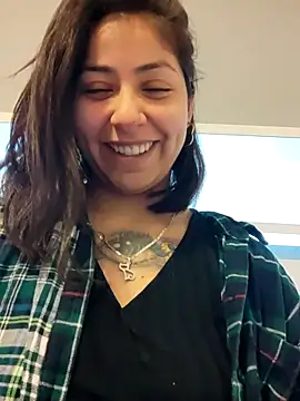 Snapshot of MaiPandora chatting on 19, 9, 2025 MaiPandora online show from 19, 9, 2025