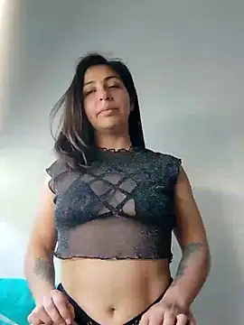 Snapshot of MaiPandora chatting on 1, 10, 2025 MaiPandora online show from 1, 10, 2025