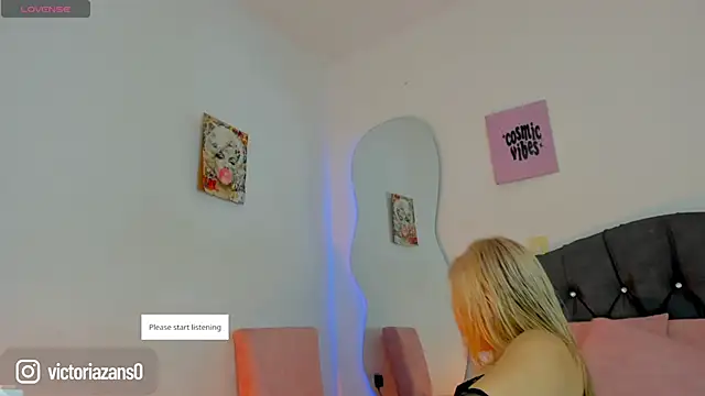 Snapshot of Vickyallien chatting on 26, 6, 2026 Vickyallien online show from 26, 6, 2026