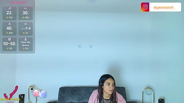 Skye Moore online show from 19, 9, 2025