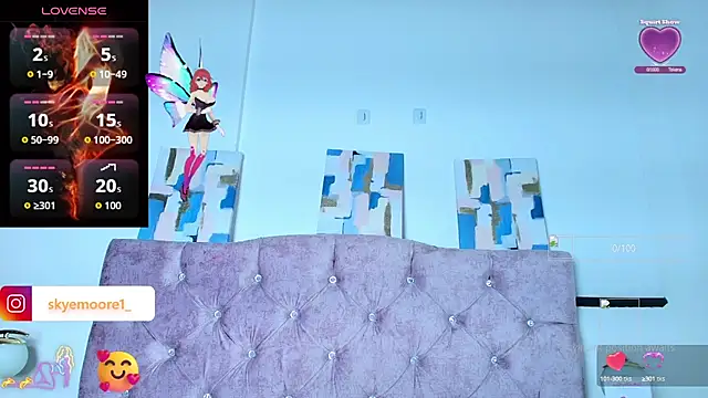 Skye Moore online show from 7, 10, 2025