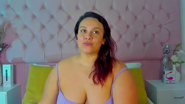 KourtneyEvans online show from 25, 9, 2025