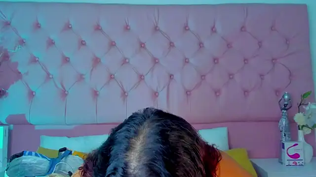 KourtneyEvans online show from 22, 9, 2025