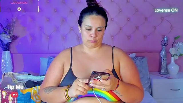 KourtneyEvans online show from 9, 9, 2025