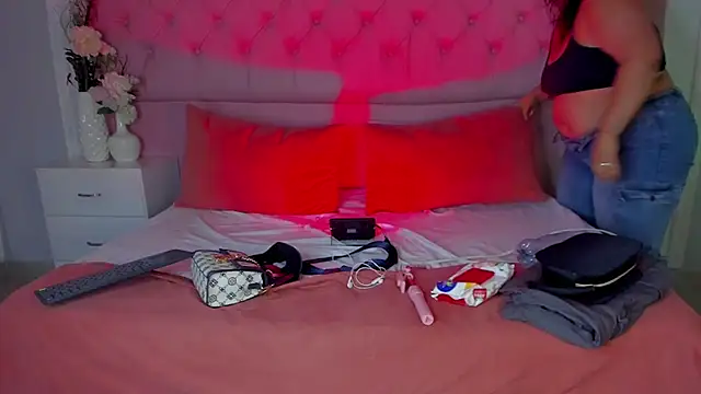 KourtneyEvans online show from 4, 3, 2026