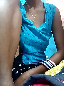 Snapshot of simrun70 chatting on 13, 11, 2025 simrun70 online show from 13, 11, 2025