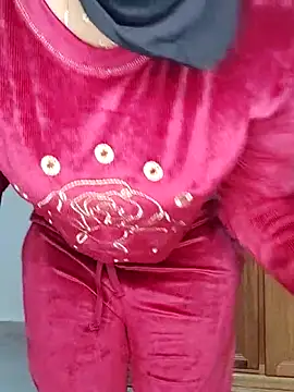 Malika-697 online show from 28, 11, 2025