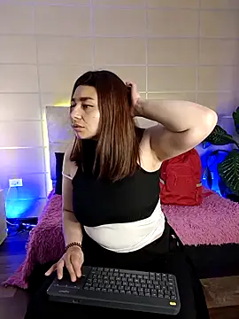 Snapshot of _michonne_ chatting on 22, 10, 2025 michonne online show from 22, 10, 2025