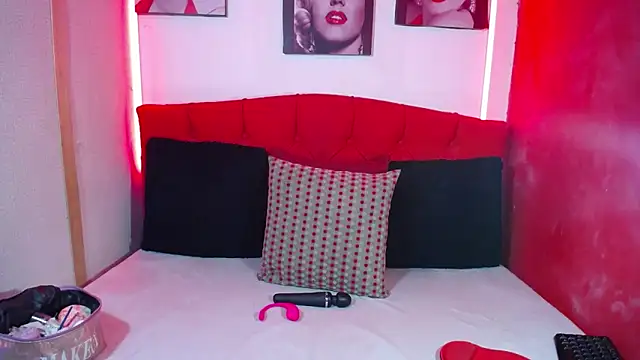 Tiana Ebony18 online show from 28, 5, 2026