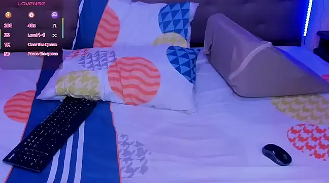 tessa evanss online show from 20, 3, 2025