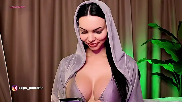 Snapshot of AmyLeeplay chatting on 3, 3, 2026 AmyLeeplay online show from 3, 3, 2026