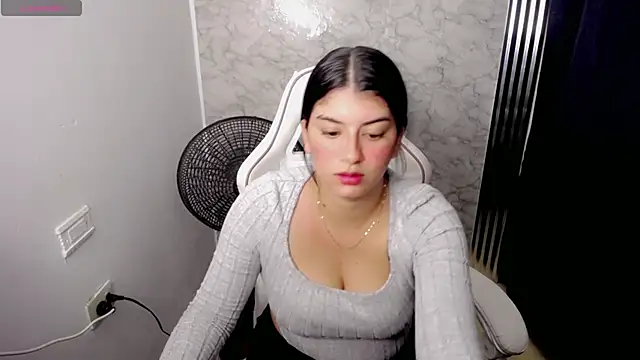 hello kityy25 online show from 6, 1, 2026