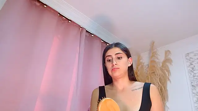 Snapshot of Danella_houston chatting on 19, 6, 2026 Danella houston online show from 19, 6, 2026