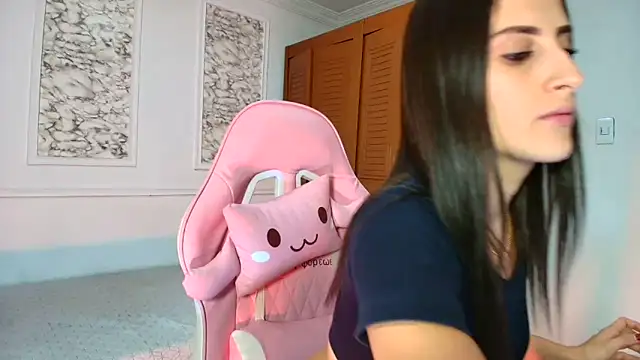 Danella houston online show from 17, 2, 2026