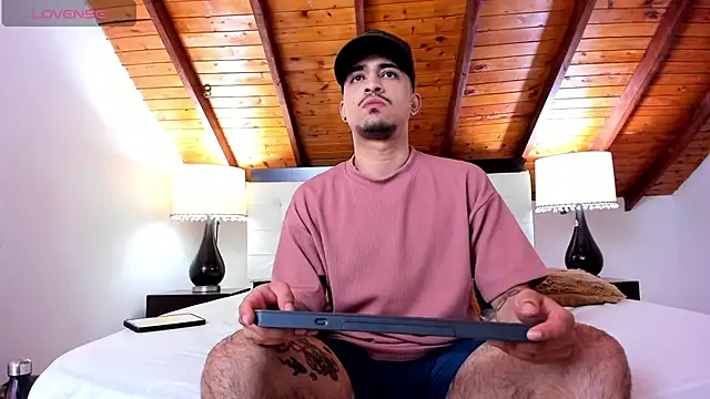 Sebastian Berne online show from 12, 9, 2025