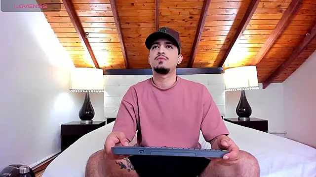 Sebastian Berne online show from 3, 10, 2025