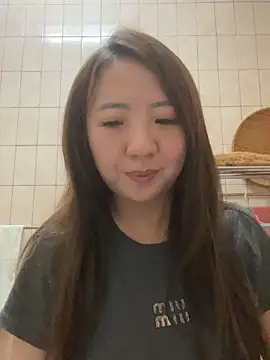 Hannababy  online show from 3, 10, 2025