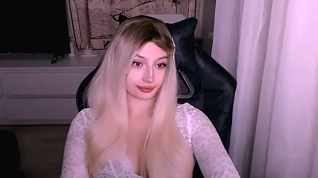 beauty blonde online show from 1, 12, 2025