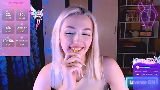 beauty blonde online show from 5, 3, 2025