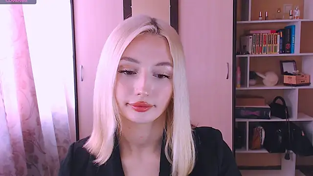 beauty blonde online show from 4, 3, 2025