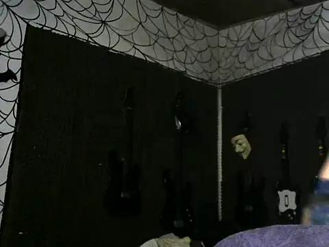 vampireathome online show from 10, 3, 2026