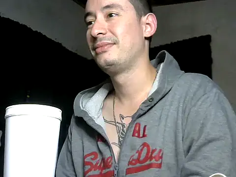 Snapshot of vampireathome chatting on 9, 9, 2025 vampireathome online show from 9, 9, 2025