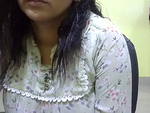 Your cutiepie  online show from 28, 10, 2025