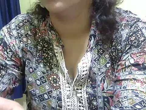 Your cutiepie  online show from 31, 10, 2025